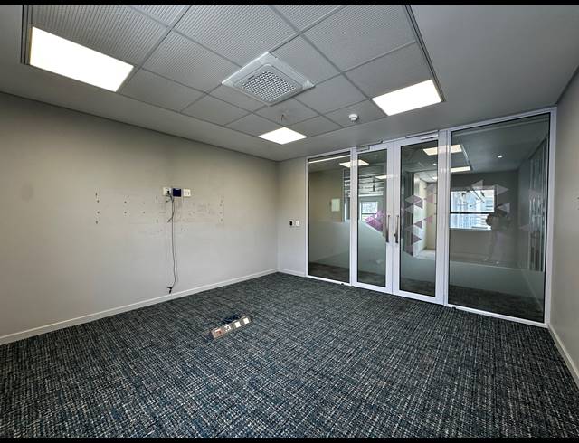 667M² OFFICE TO LET IN WOODMEAD